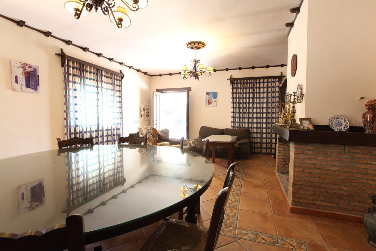 Chalet San Jose Seville Exterior photo